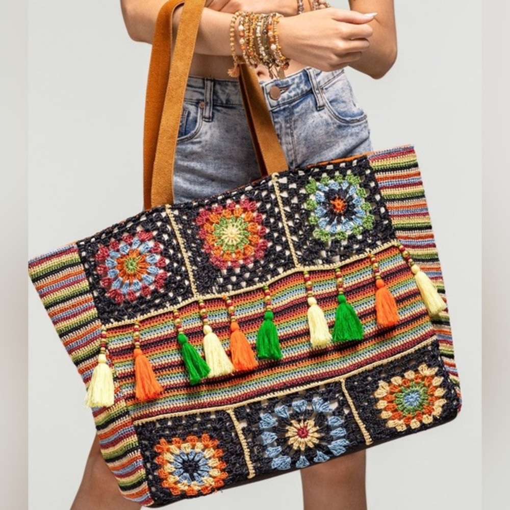 Ruggine Hand Crochet Mumbai Garden Shoulder Bag NWT
